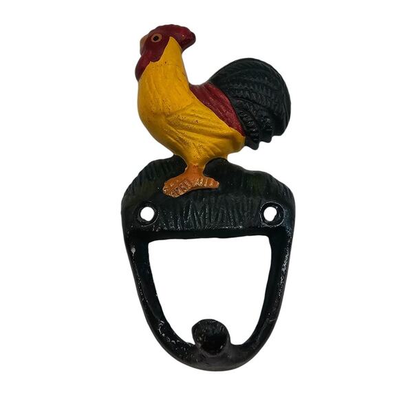 Vintage Cast Iron Hand Painted Chicken Rooster Jacket Key Hook Farmhouse - Picture 1 of 3